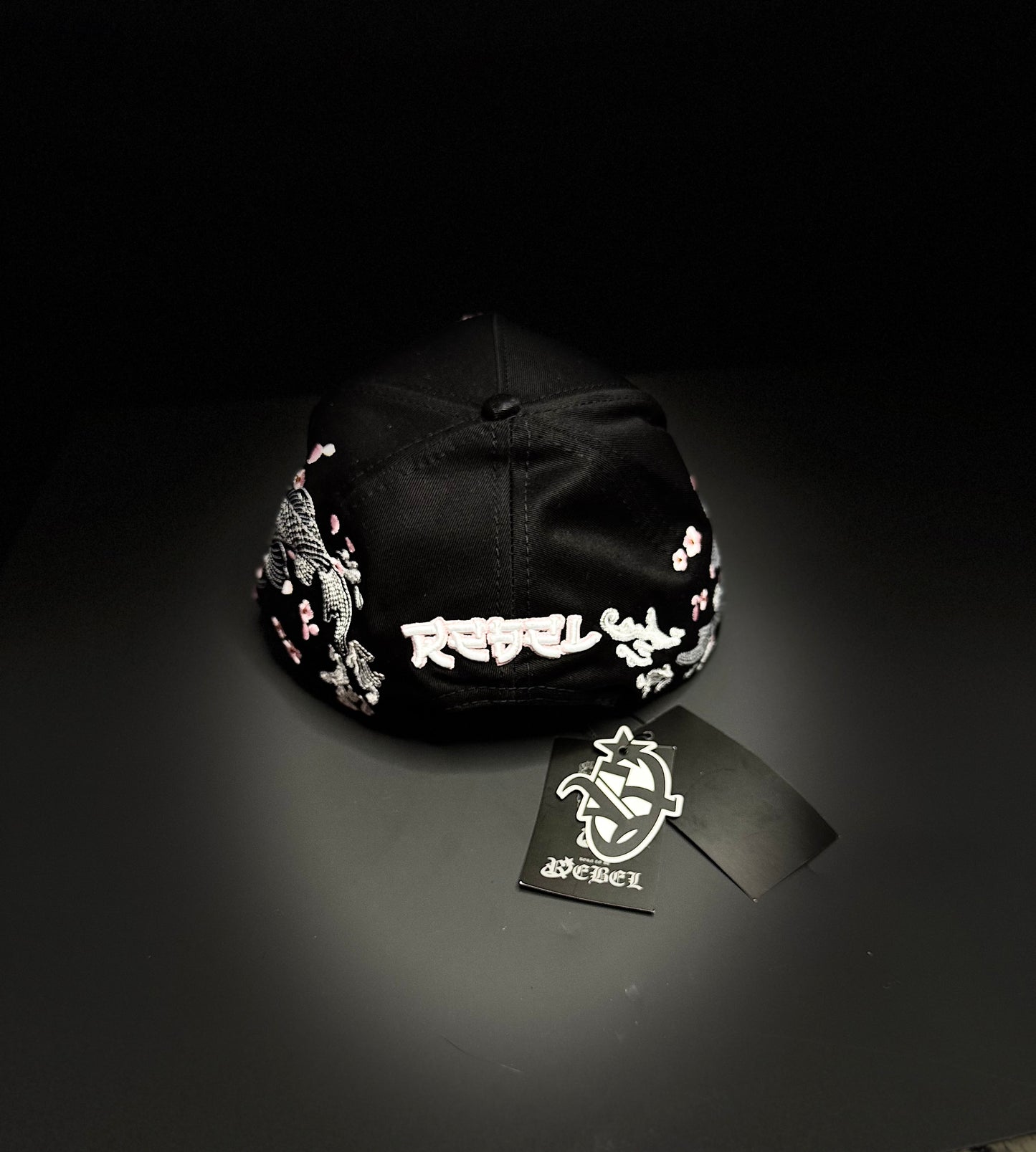 REBKOI BLKWHT