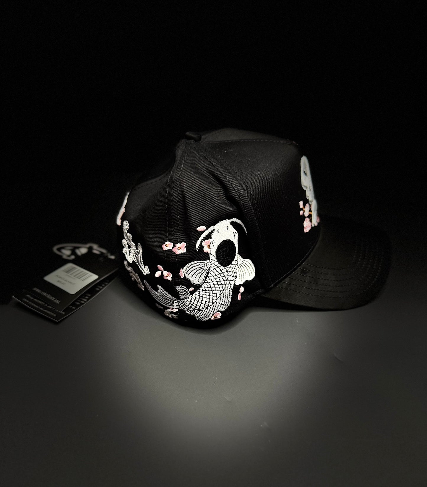 REBKOI BLKWHT